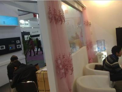 展览展示的艺术与执行 从图片设计到样板制作，北京百艺展览会议制作工厂的全面服务